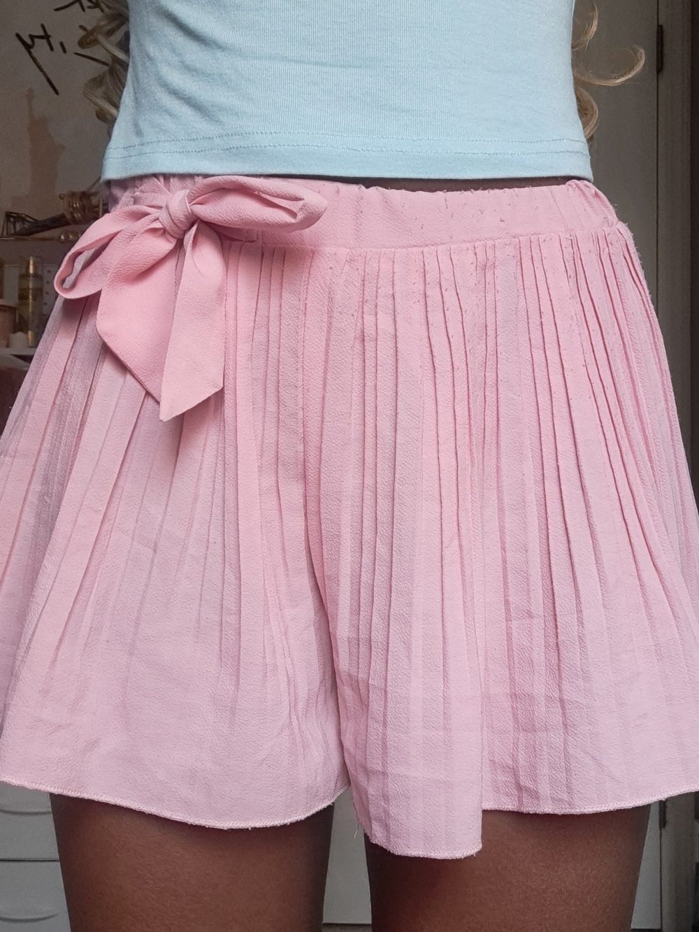 Women’s Pink Pleated Tie-Waist Shorts